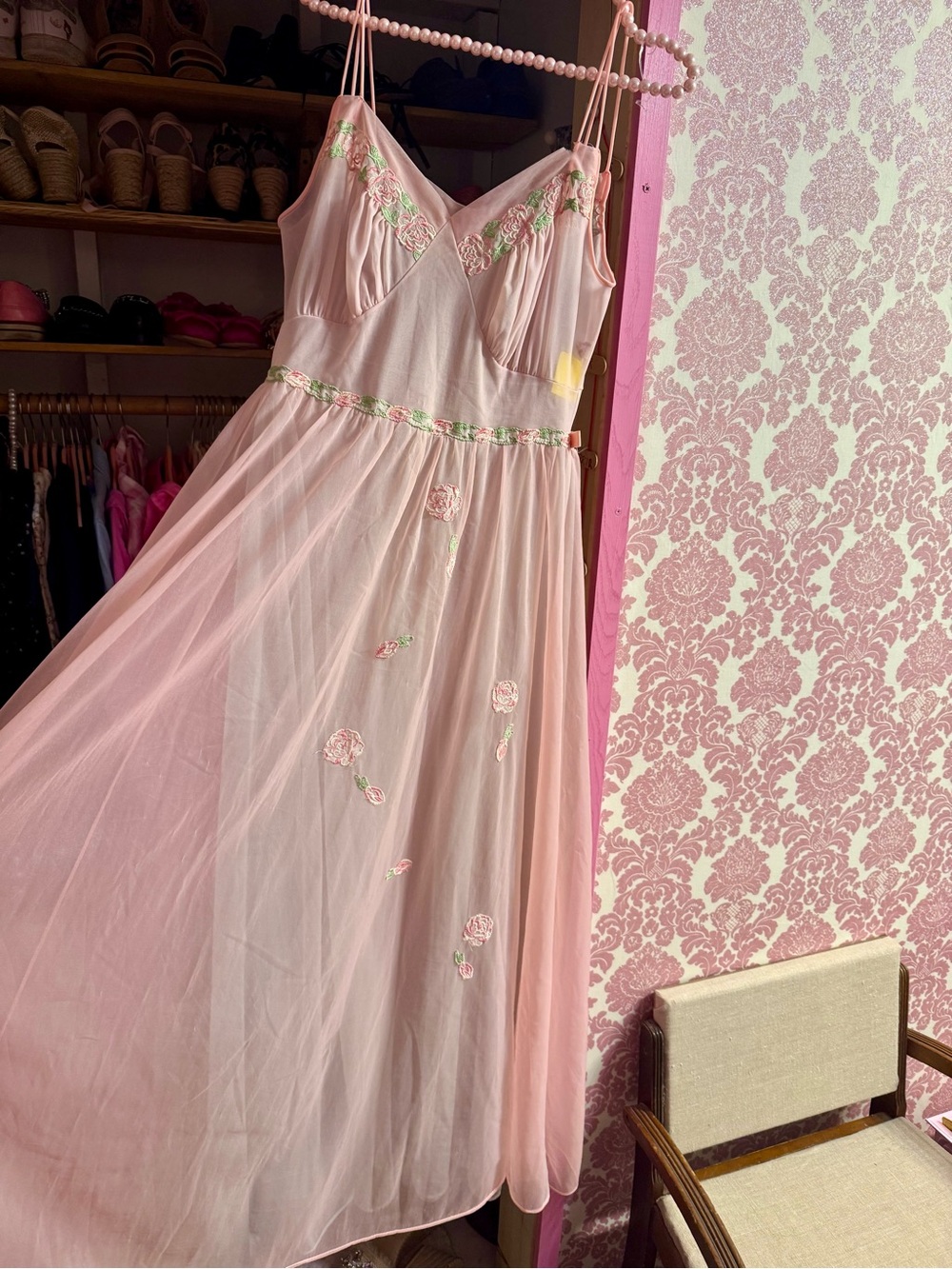 Delicate peach & Mint appliqués embroidered nightgown vintage 40’s Slip Dress